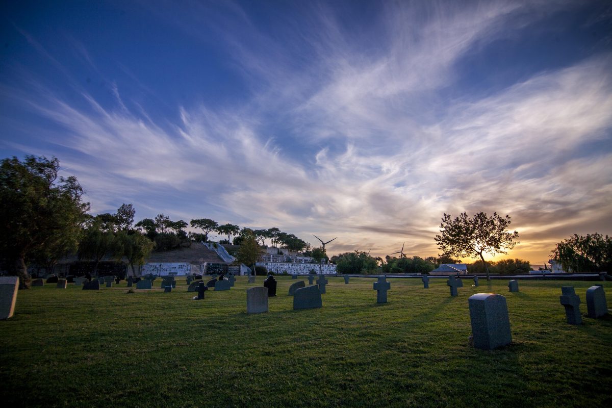 pradera-cementerio-bahia-cadiz